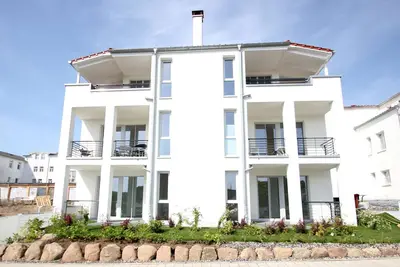 Image de Terrace, free use of the Ahoi adventure pool and sauna - Villa Antje FeWo 04