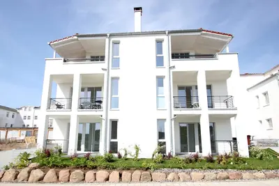Balcony, own sauna, free use of the Ahoi adventure pool - Villa Antje FeWo 10