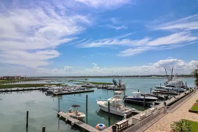 Image de Marlin Quay 204 - Two Bedroom, Two Bath Channel Front Complex Condo