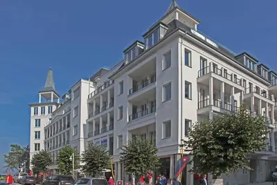 Image de Pool and sauna with sea view, directly on the pier - First Sellin apartment 2. 3