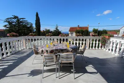 Image de Apartment Ana 2 near the center of Malinska