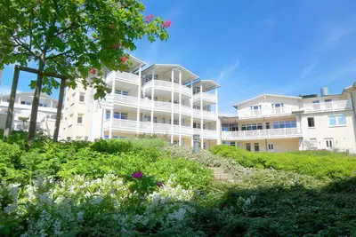 Image de With sea view and balcony, use of swimming pool and sauna - Sea view apartment 50
