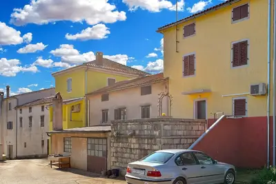 Image de Maison de vacances Poreč pour 1 - 6 personnes avec 3 chambres à coucher - Maison de vacances