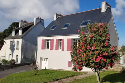 Image de Maison 5 Chambres, 2 SdB, jardin clos  à 800m plage de Morgat