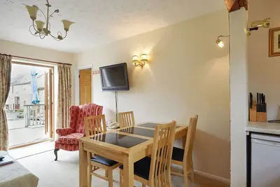 Image de 2 chambres à coucher à Sidbury, near Sidmouth