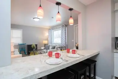 Image de 🥰 Chic, Spacious home in Historic Benson 🥰