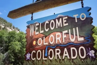 Image de Thee perfect getaway to enjoy all that Colorado has to offer…. . 🏡🎣☀️🚣🏔🌲