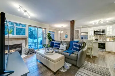 Image de Sunpath Retreat at Whistler Village