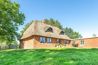 Image de Vacation home Kate am See in Uelvesbüll for up to 6 people