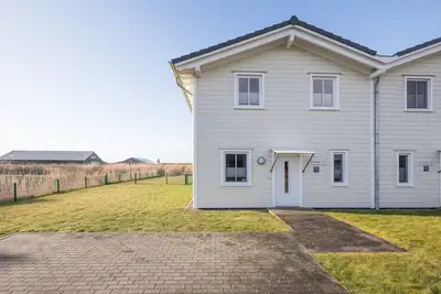 Image de Vacation home \"Wattwurm\" in DagebĂĽll for up to 6 people