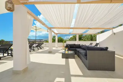 Image de Olea 5 - three bedrooms, pool & jacuzzi