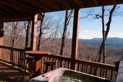 Image de Knotty Bear | Blue Ridge, Ga