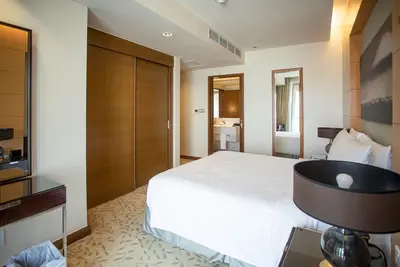 Image de The Dubai Mall Luxury 1b Balcony Kempinski side