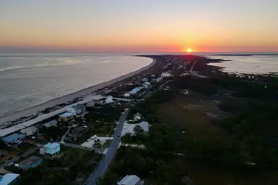 Image de Beach Life Rv. . . Come relax and play on the beaches of south Cape San Blas!