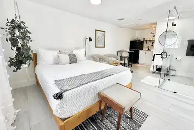 Studio closed to Wynwood, SoBe, DesignDistrict