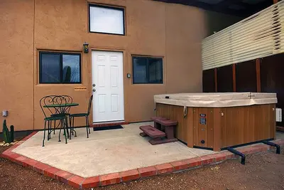Image de Studio De Saguaro-Hot Tub Retreat at Alma Del Sol