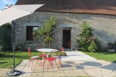 Image de Gîte cosy en Val de Loire, proche Loire, Sologne, Sully\/Loire - 1 ch, salon, cuisine, linge inclus