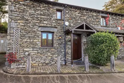 Image de Bobbin Cottage, pet friendly, with a garden in Ings