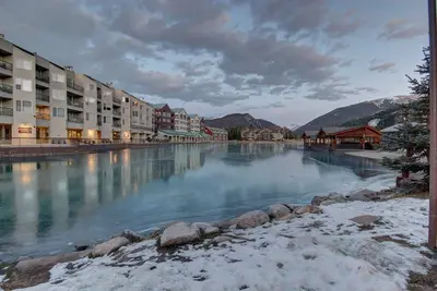 Image de Beautiful Unit with lake views and a free shuttle