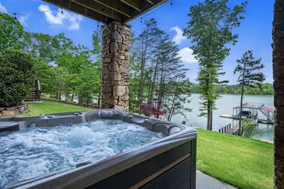 Image de Nottely Island Retreat - Lake Front