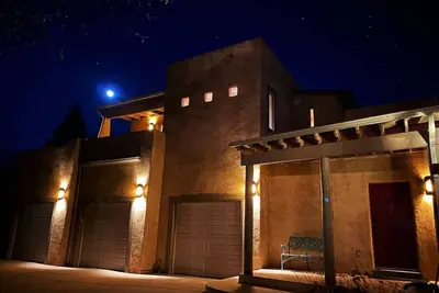 Image de Co02coskw · Grand Hacienda✦ Best Home in Old Colorado Springs❣