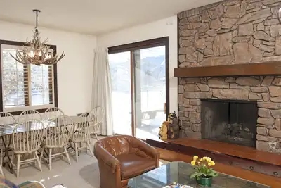 Image de Wildflower Condo 609 - Great Place With Sun Valley Pool Access & Mt Views