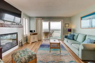 Image de 🌊Ocean Dunes 2101a: Oceanfront 2br Condo w/ Community Pool🌊