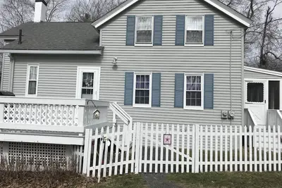 Image de Family fun vacation home minutes from beaches, downtown, and more!