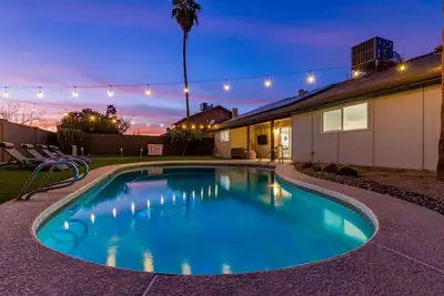 Image de Gcu! PoolHeatAvailable! Family^Pool Table^Putt-Putt#DONTmiss