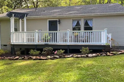 Image de Hillside Hideaway. Quiet, clean, Hot tub. hidden gem, Skyline Park & Massanutten.