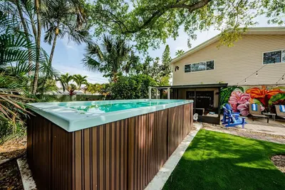 Image de Snook Haven | Indian Rocks Beach | Large Swim Spa