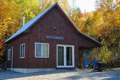 Image de Hidden Falls Guest Cabin