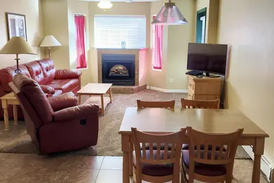 Image de Remodeled Fully Furnished Barefoot Resort Condo at Terry Peak South Dakota!