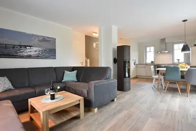 Image de Xl 8-room vacation home with fireplace (max. 11 people) - L7 Ferienhaus Strandhafer Ostseebad Rerik - Xl