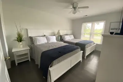 Image de “The Egret” Newly Remodeled, Ground Level Condo