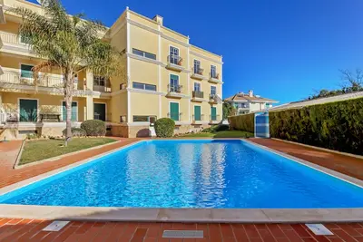 Image de Modernes Apartment mit 2 Schlafzimmern in Ferragudo