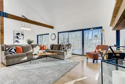 Image de Scenic and Ideal Location! Modern Mountain Retreat in Dillon