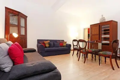 Image de Condominium-Appartement-Sdb privée avec douche-Vue sur Jardin