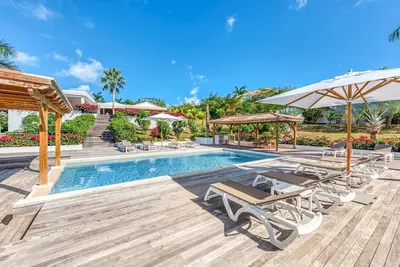 Image de Villa with pool, airport pickup, concierge service close to beaches