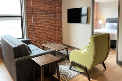 Image de 1 Bed Delightful Travel Apartment in Lilac City
