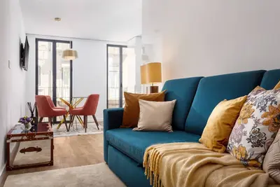 Image de Stupendo-1 Br-Center- Air conditioning