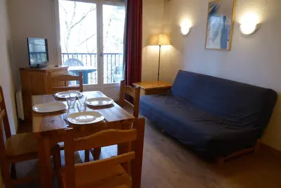Image de Appartement T2 cosy pour 4, télécabines à 50m, piscine, balcon