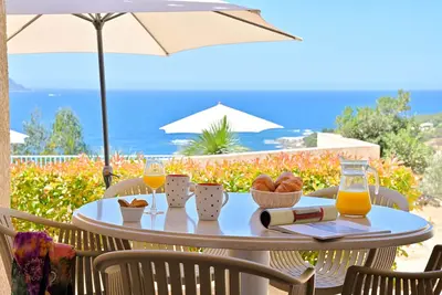 Image de Appartement vue mer avec jardin  (5 personnes)