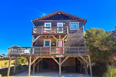 Image de Semi Of, Hot Tub, Great Views, Comfortable, Large screened deck