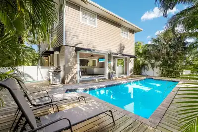 Image de Bay Bungalow by Beach Boutique Rentals