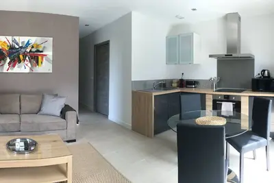 Image de Appartement-Suite-Supérieur-Terrasse-Salle de bain privée séparée