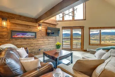 Image de Mountain Adventure Home Base - Ski, Hike & Chill!