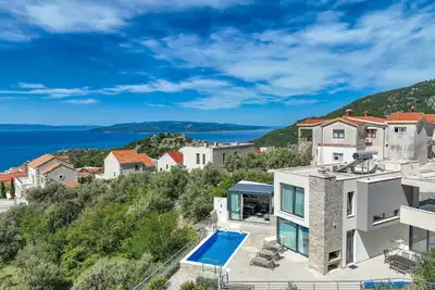 Image de Maison de vacances Makarska pour 1 - 6 personnes avec 3 chambres à coucher - Maison de vacances