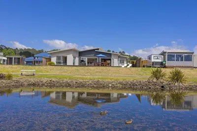 Image de Lake on Scott - Cooks Beach Holiday Home