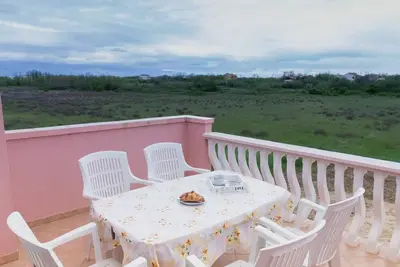 Image de Appartement de vacances pour 5 personnes env. 60 qmà Privlaka, Dalmatie (Nord de la Dalmatie)